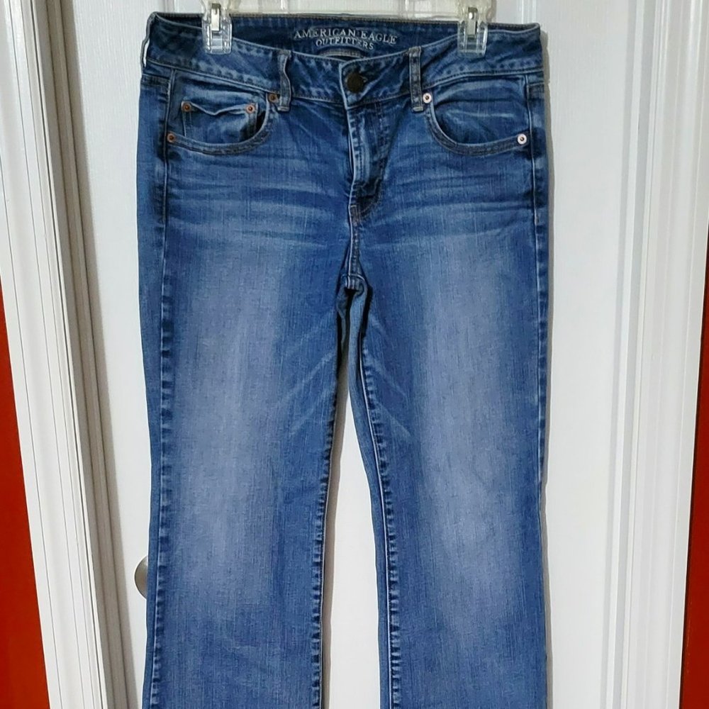 AEO - FAVORITE BOYFRIEND JEANS - SIZE 12 SHORT